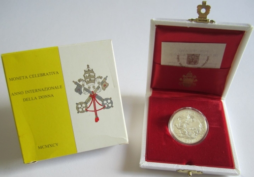Vatican 500 Lire 1995 International Womens Year Silver BU