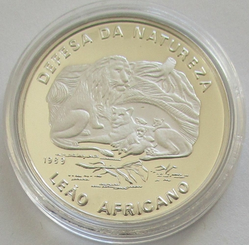 Mozambique 500 Meticais 1989 Wildlife Lion Silver