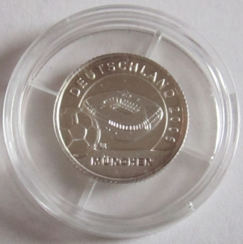 Liberia 1 Dollar 2004 Football World Cup in Germany München Silver