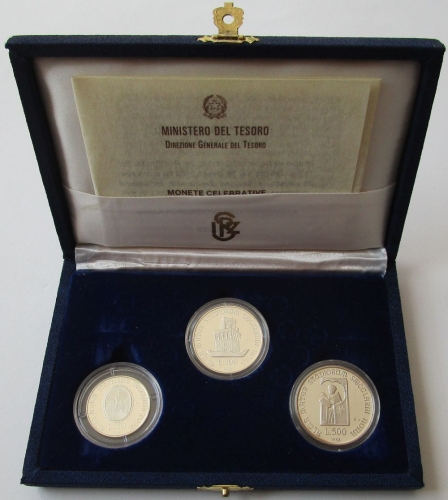 Italien 100 + 200 + 500 Lire 1988 900 Jahre Universität Bologna PP