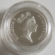 United Kingdom 1 Pound 1988 Crowned Royal Shield Silver...